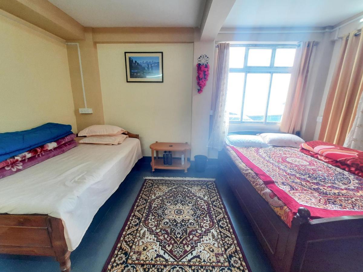 Neora Backpackers Hostel ดาร์จีลิง ภายนอก รูปภาพ